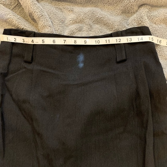 Vintage Express high waisted black skirt - Picture 7 of 8